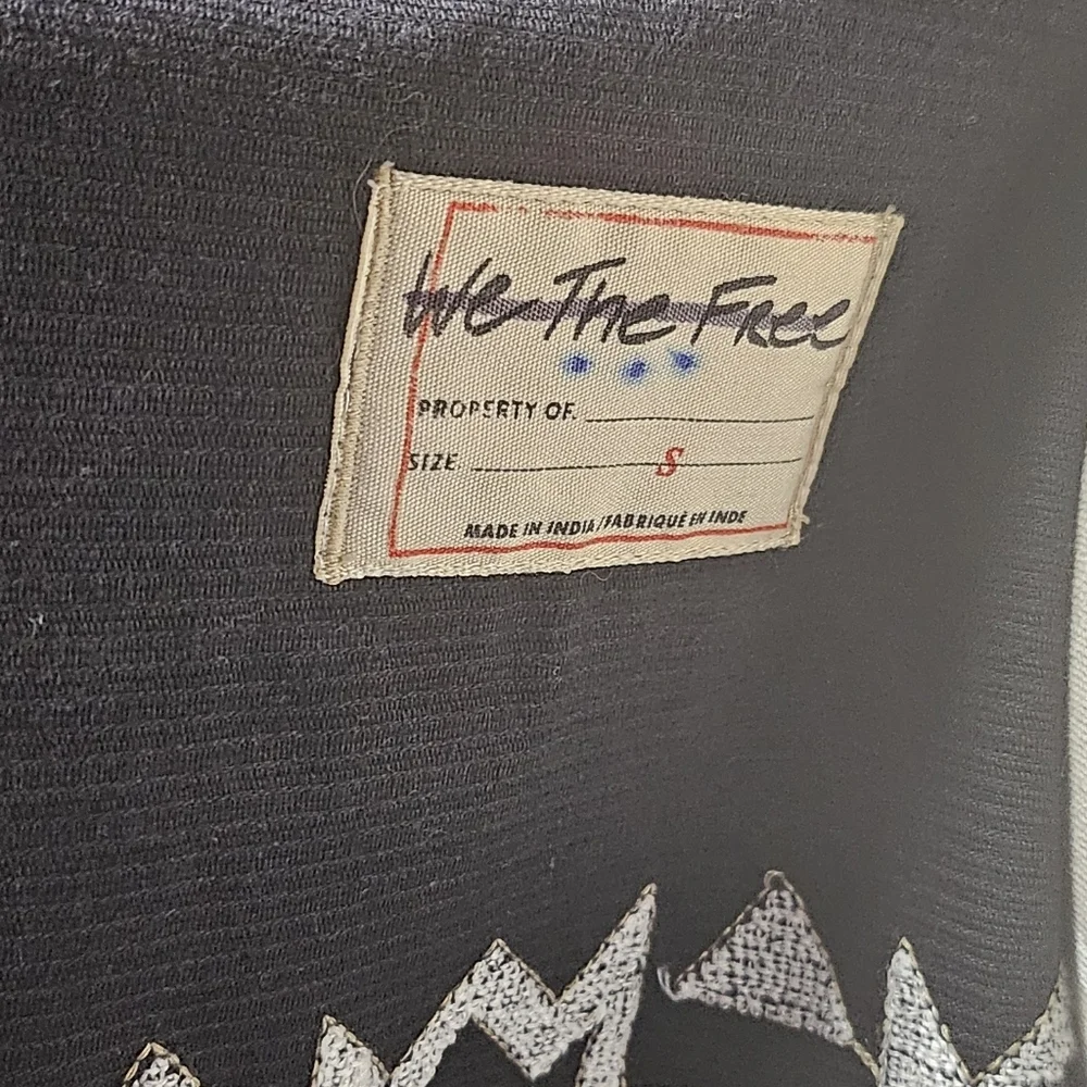 We The Free Cozy Up Embroidered Shirt - Picture 5 of 10